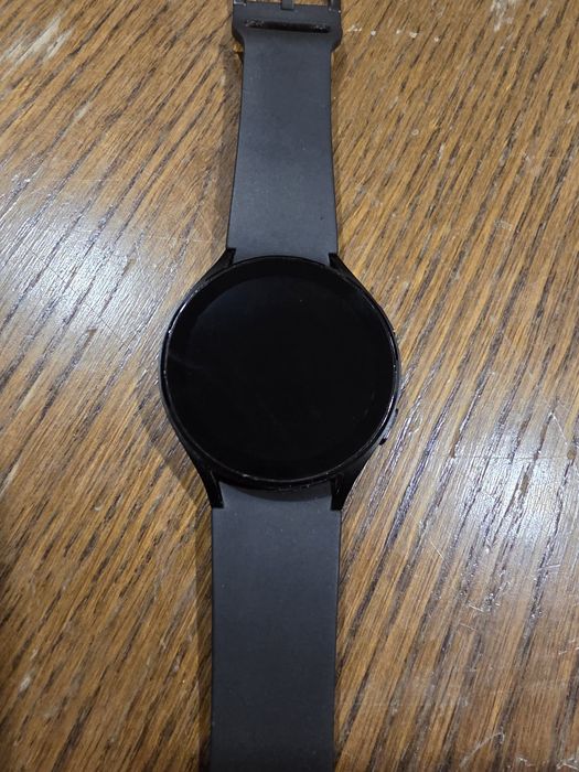 Samsung Galaxy Watch Active2 44 mm, / założony pięć razy