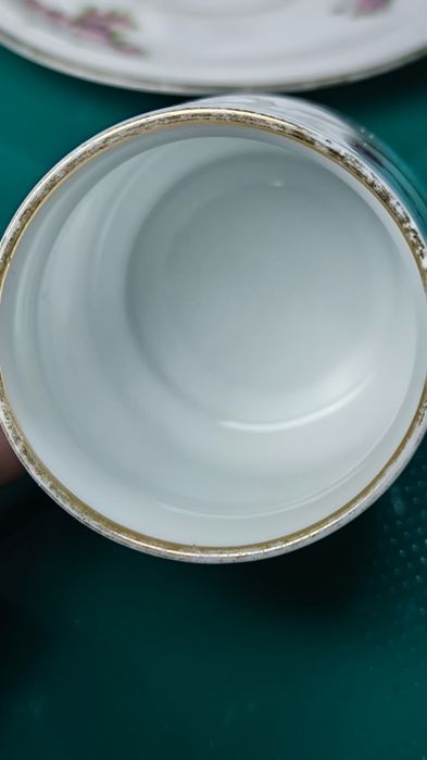 Zestaw porcelanowy dla śniadanie  S.T. Altmasser. Antyk.