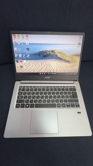 Ноутбук Acer swift 1.  як новий
