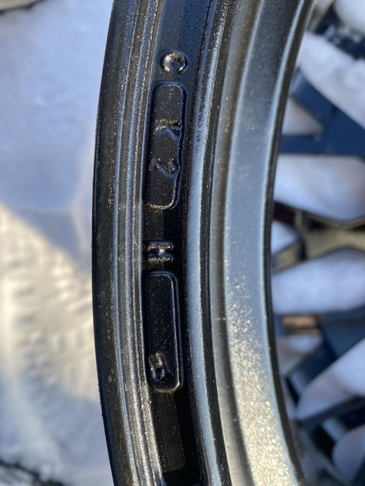 Диски 20-дюймові  різноширокі BMW