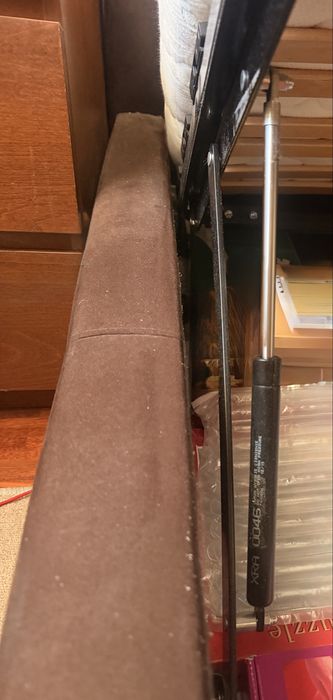 Lóżko z materacem 160x200