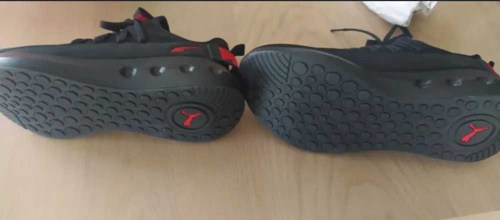 НОВІ чудові кросівки Puma Softride Carson Fresh, чорного кольору, розмір 39