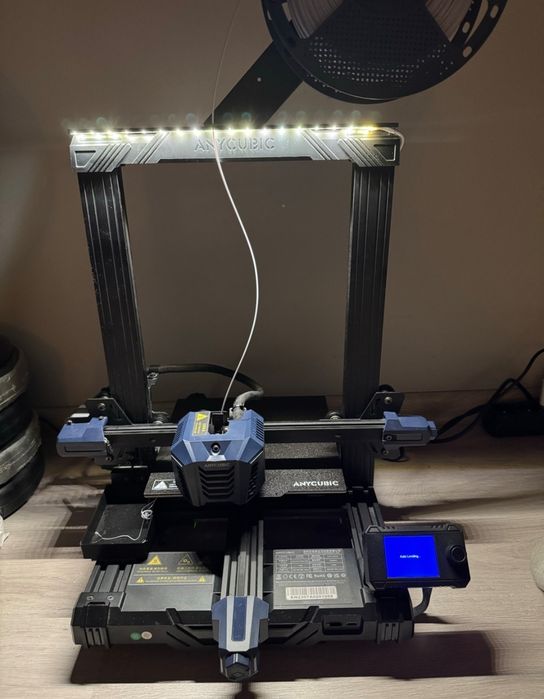 Drukarka 3D Anycubic Kobra Neo + pozostałe rolki filamentów + lampka!
