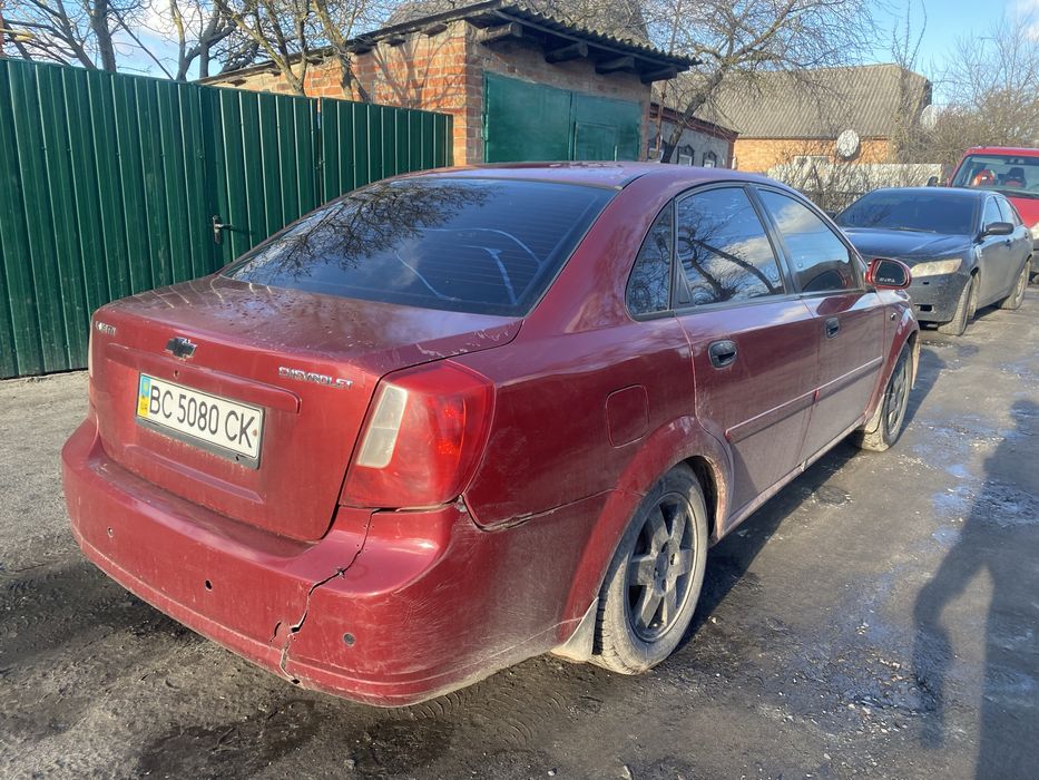 Шевроле лачетті 2004 рік