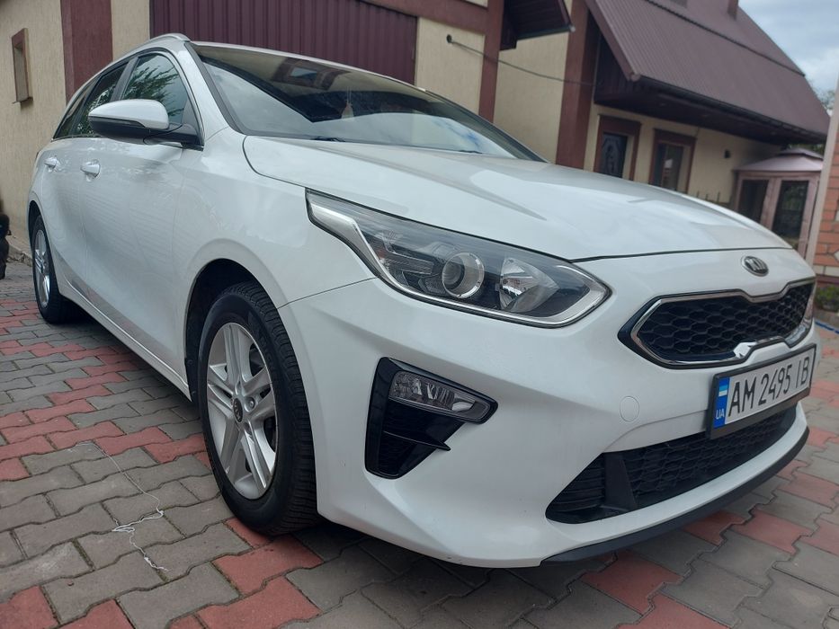 Кia Ceed 2021 рік 1.6 Дизель + Гібрид ( MHEV )