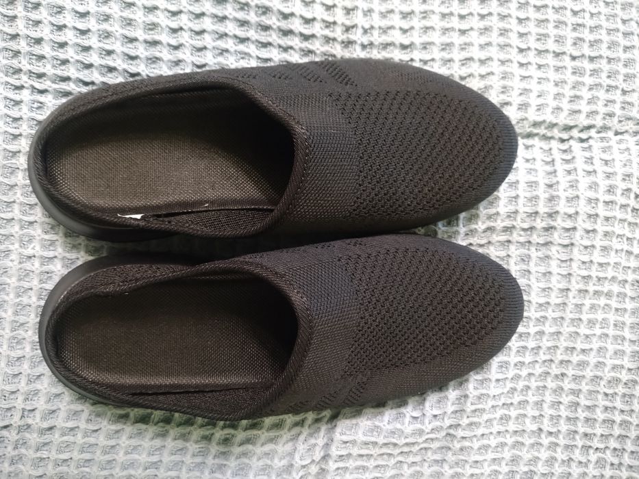 Мокасни кросівки