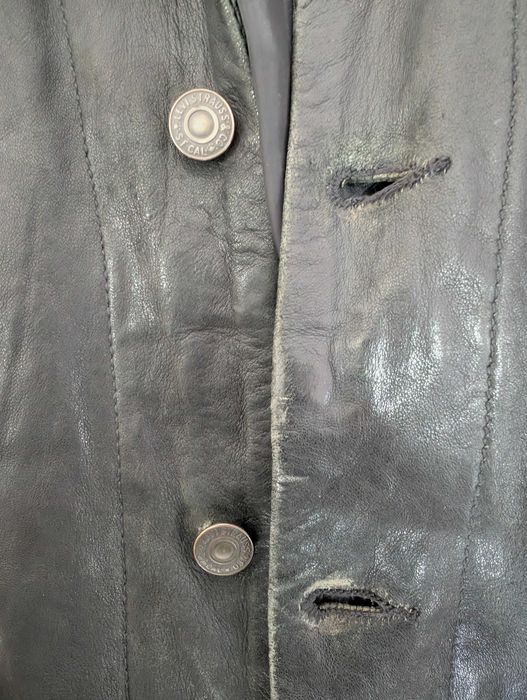 Casaco Trucker Levi’s Premium em Pele de Ovelha Genuína - PC9 72333-0037 - Sem Bolsos Laterais - Com patina