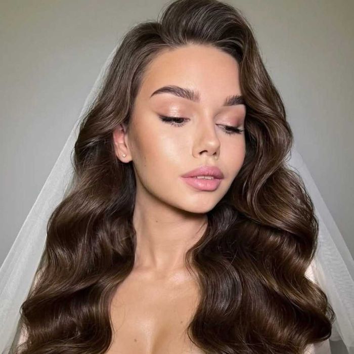 Візажист укладка мейкап макіяж і зачіска швидко Київ, візаж локони