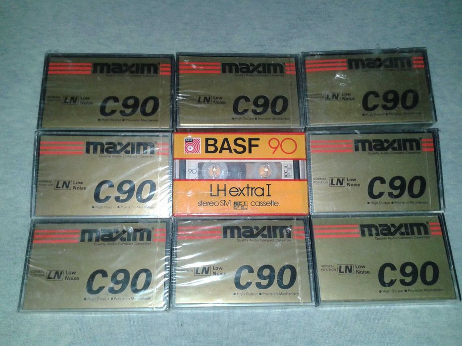 Кассеты новые Maxim LN C90, BASF LH 90. 9штук