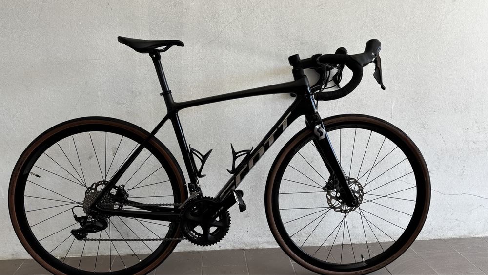 Bicicleta Estrada - SCOTT ADDICT 20 2021