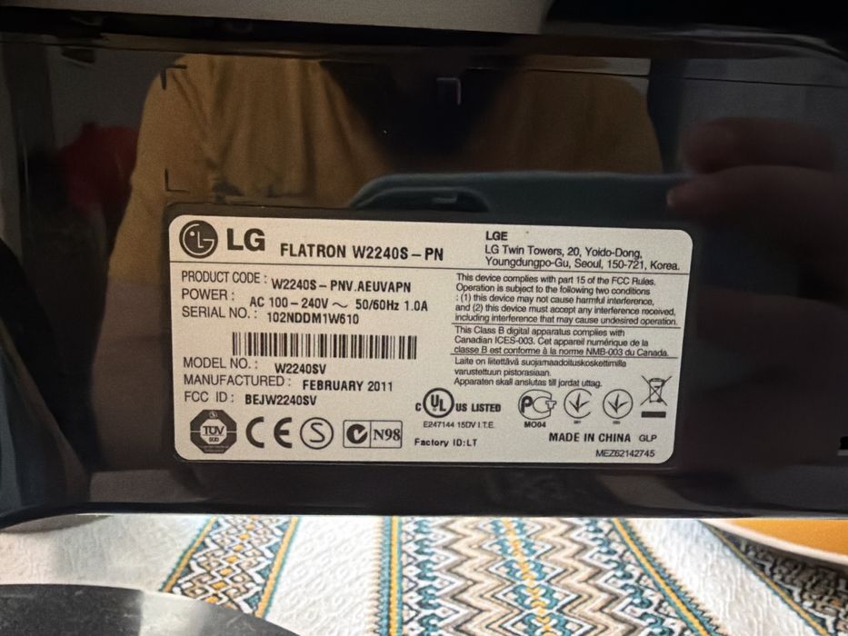 LG flatron w2240s-pn