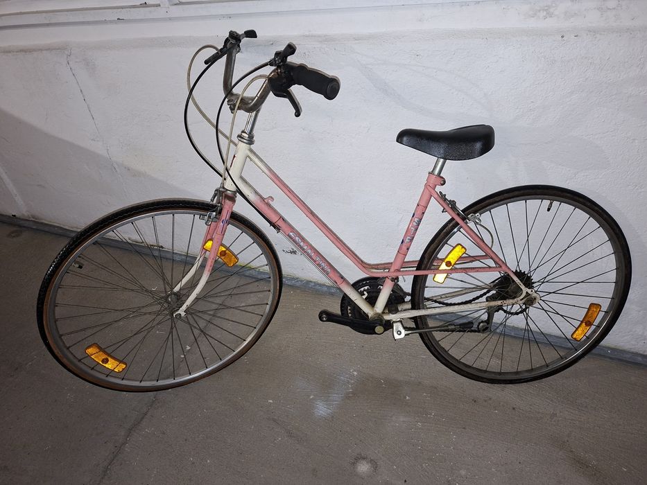 Bicicleta clássica Esmaltina para restauro