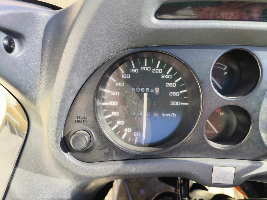 Honda CBR F  1000 estimada