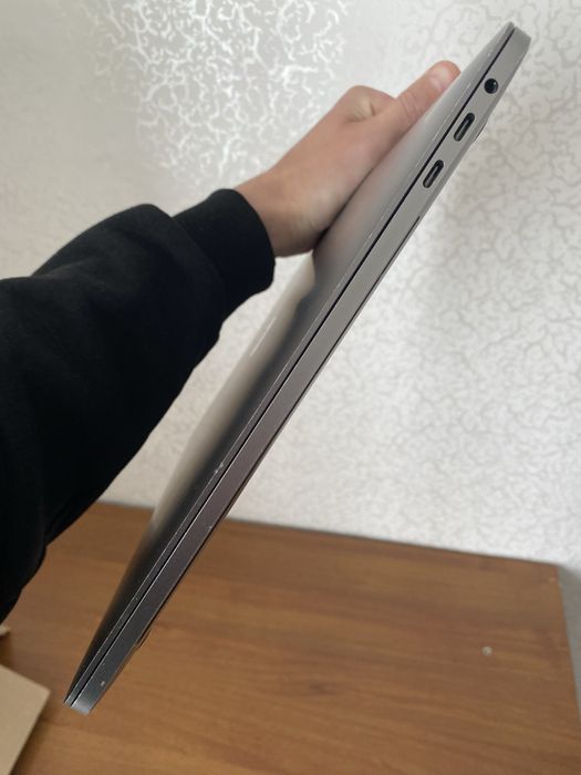 Macbook pro 15 a1707 i7 16gb