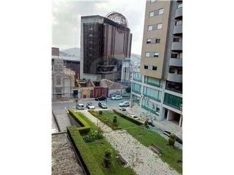 Arrenda-se T3 , com garagem