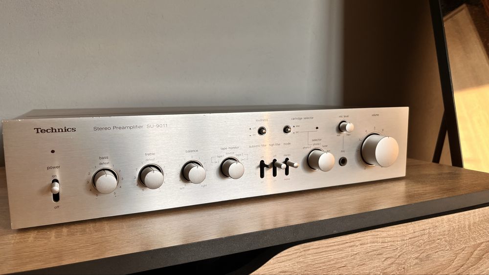 Przedwzmacniacz Technics su-9011