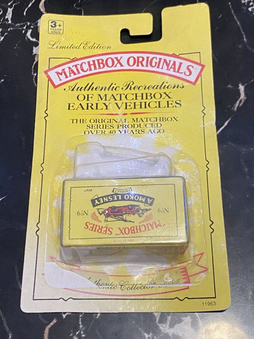 Модель пожарной машинки Matchbox Authentic MOKO N9