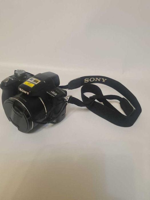 Цифровий фотоапарат SONY Cyber-shot RMT-DSC2
