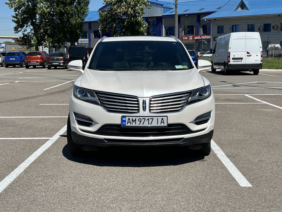 Автомобіль Lincoln MkC, 2017 року