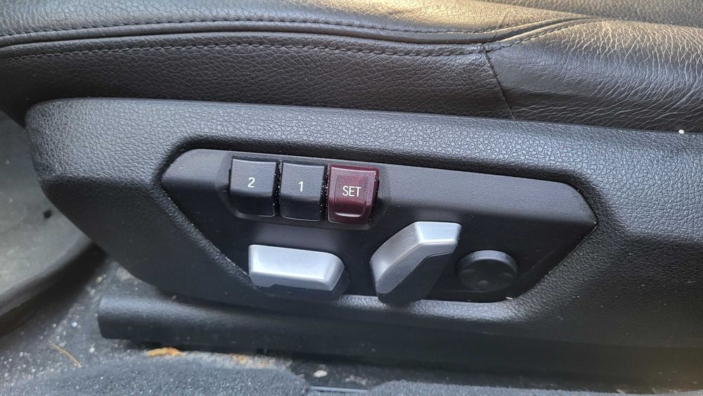 BMW 3 F30 салон сидіння шкіряні електро память карта шкіра БМВ 3