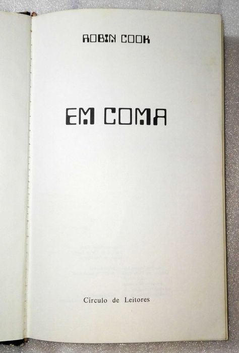 Livro  Em Coma (Robin Cook)