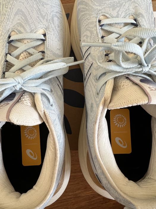 Buty Asics Nimbus 25, damskie rozm.42