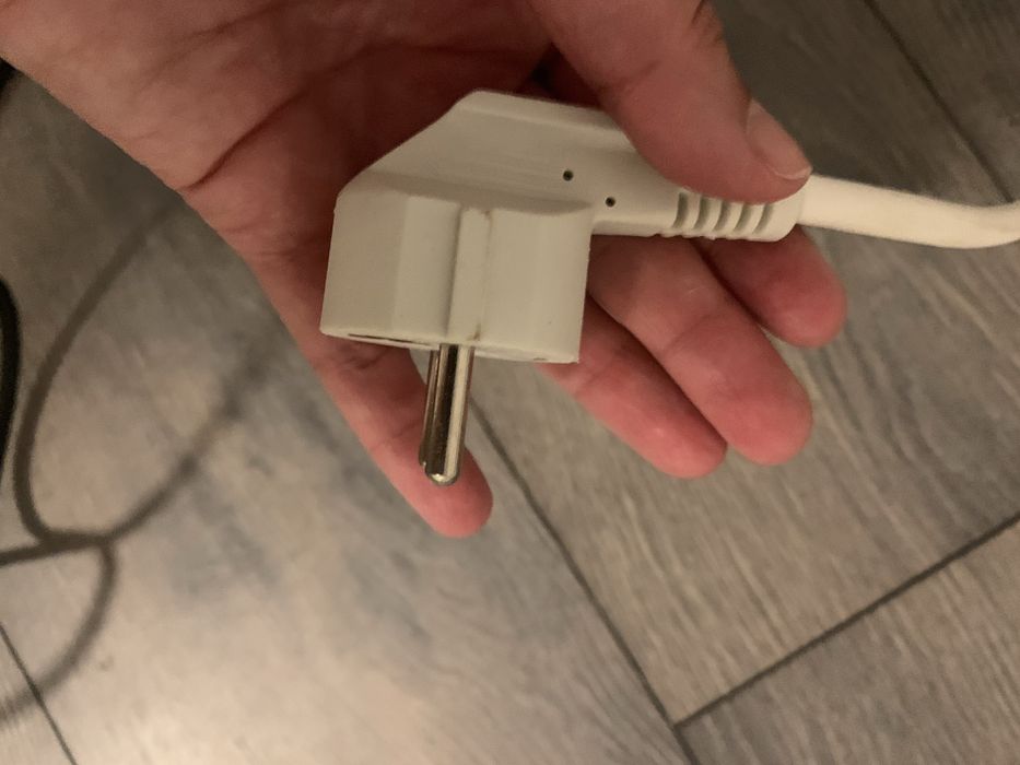 Radiador Elétrico Em Alumínio De Parede Celerad Sannover 1500 W