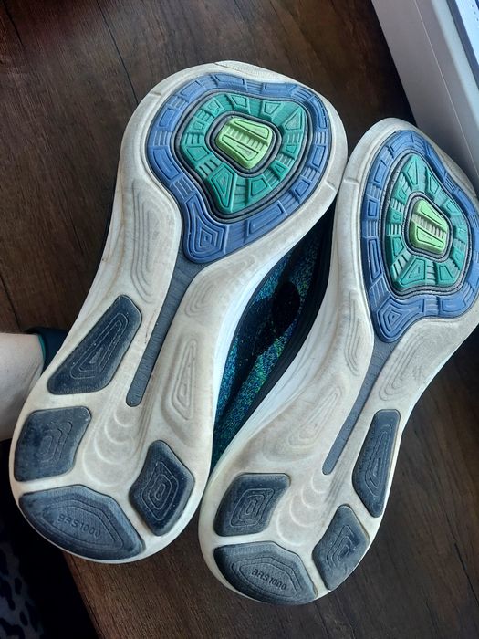 Кросівки Nike р40 (25.5см)