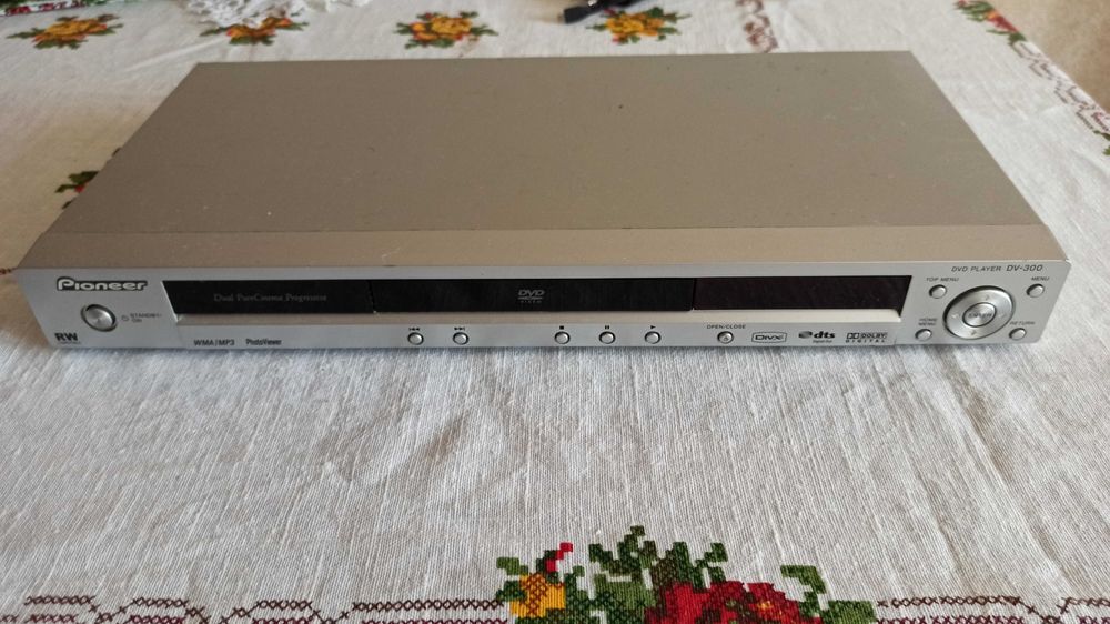 DVD проигрыватель Pioneer DV-300