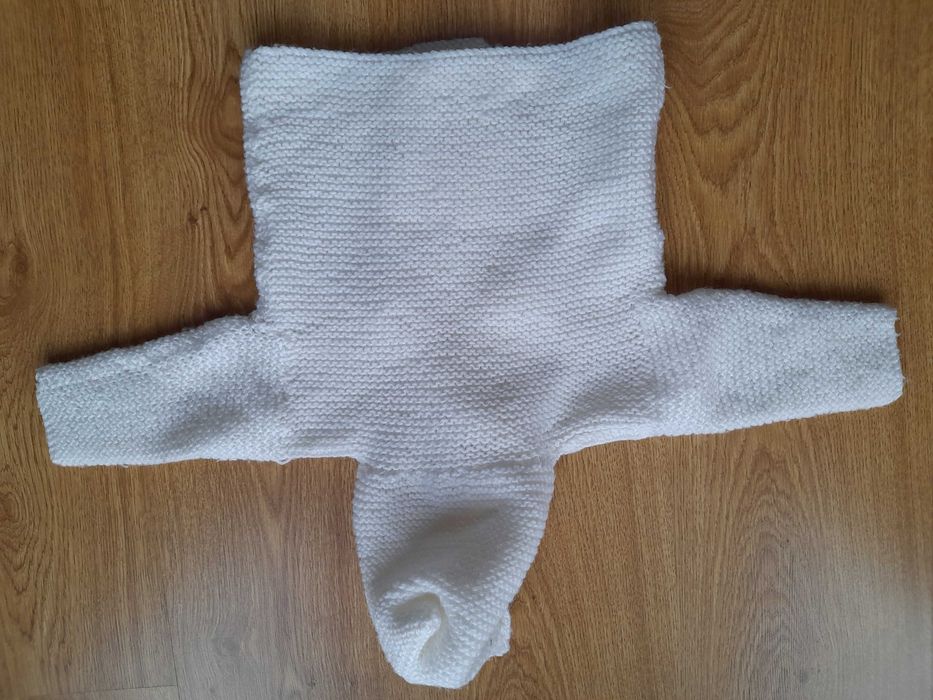 Ciepły ręcznie robiony sweter, 9-12 miesięcy