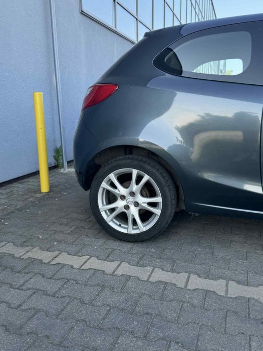 Mazda 2 , 1.3 poj, benzyna