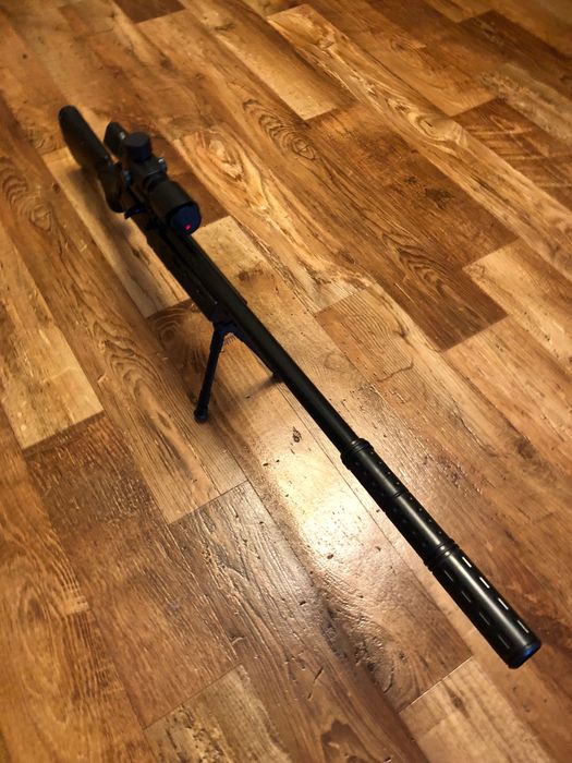 Снайперська гвинтівка 95 см,сошки,лазер,дуже міцна!