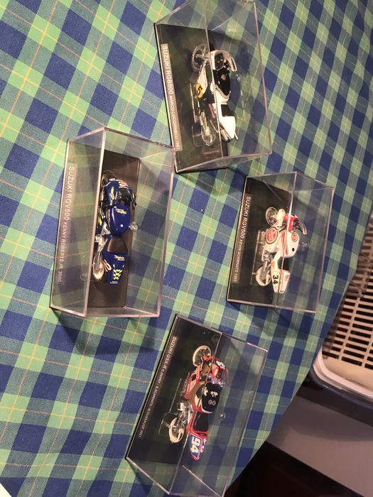 Colecção de Miniaturas de motas 1/24