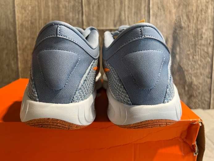 Buty do koszykówki trampki Nike Hustle Academy 44,5