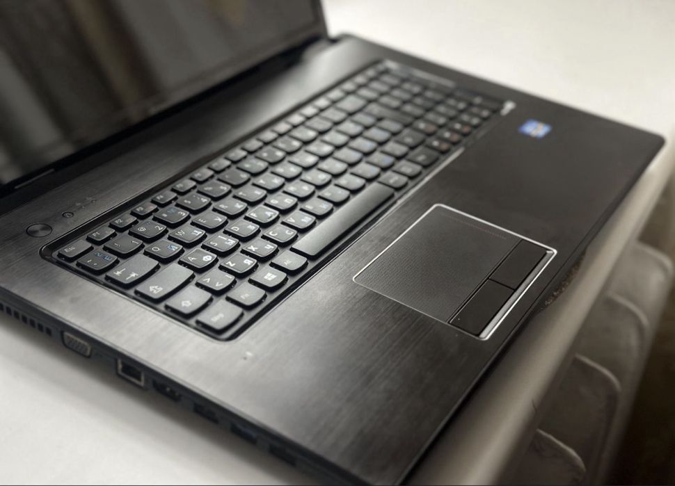Срочно Продам Ноутбук Lenovo 2GB  видео карта