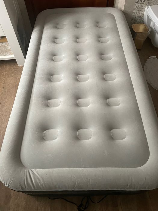 Materac Dmuchany BluMill jednoosobowy