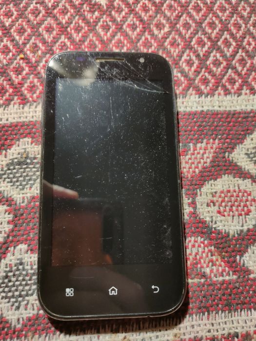 Телефон Престижио Prestigio pap 4044 duo