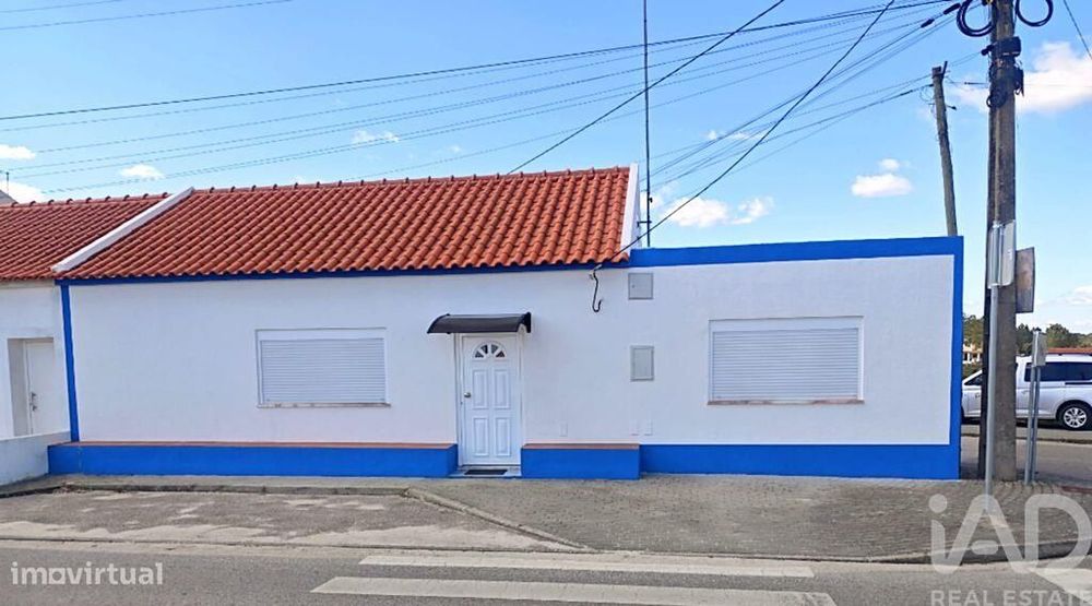 Moradia térrea T2 em Coruche, Fajarda e Erra de 108 m2