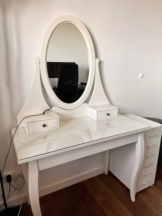 Toaletka Hemmnes IKEA
