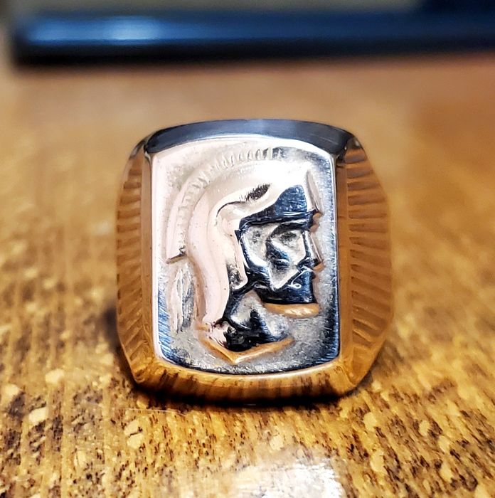 Печатка,кольцо,перстень размер 21 в золотом цвете времён ссср