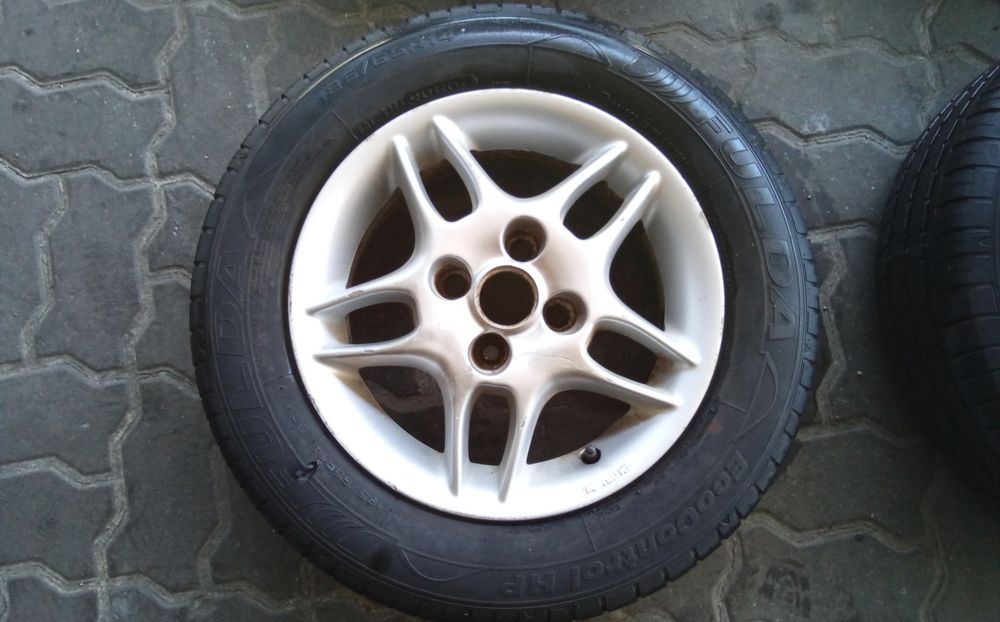 Jantes Mitsubishi R14 Com Pneus 185/60 Furação 4X100