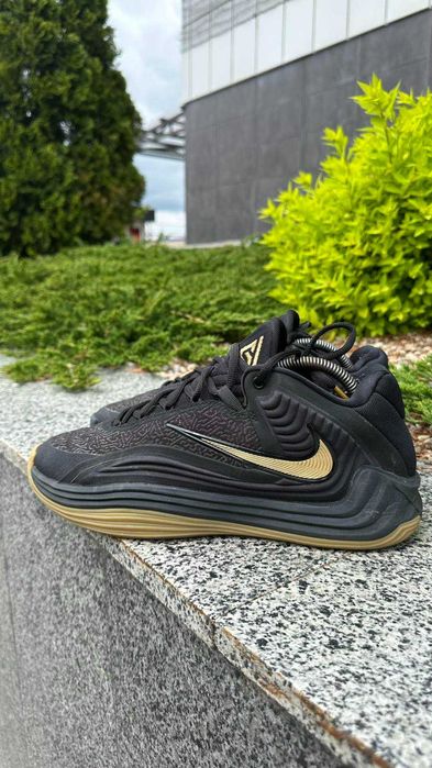 #4439 Nike Freak 7 [US 9 | 27 cm]