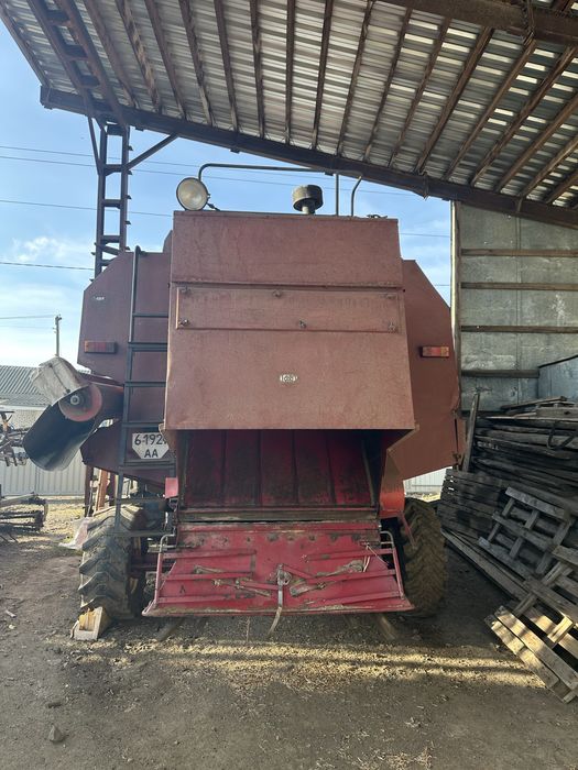 Комбайн Полесье 812/полісся 812