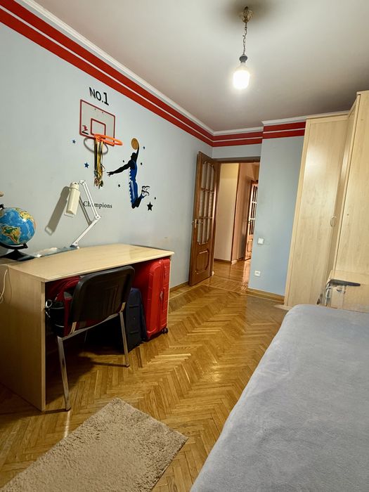 3 кімнатна квартира. Центр міста. вул. Троїцька