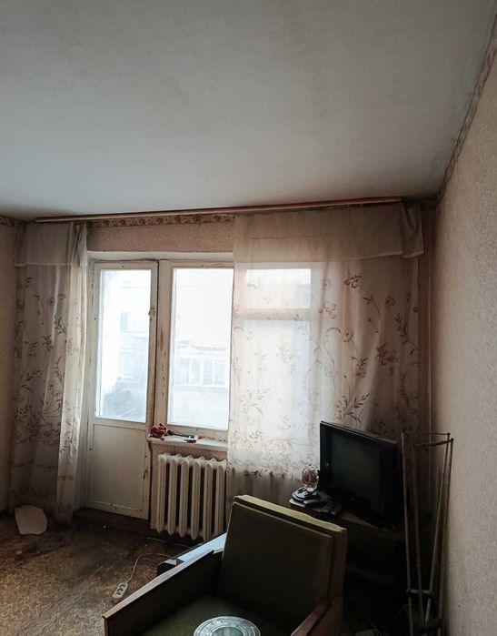 52 м2 бетону та ТВОЇХ ПРАВИЛ. Виставка, 2к квартира. VRV ID: 42096