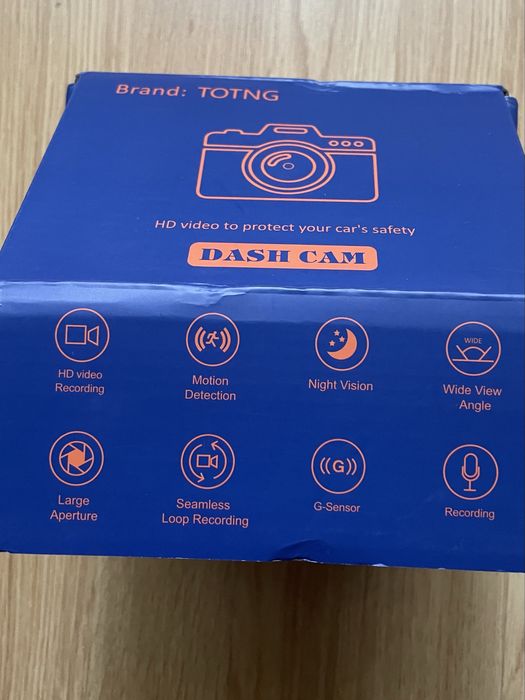 Відеореєстратор :TOTNG 2камери