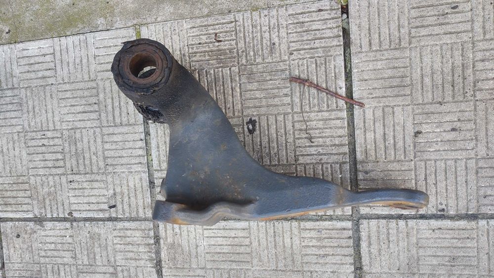 Кронштейн кабины в сборе Iveco Stralis Ивеко Стралис