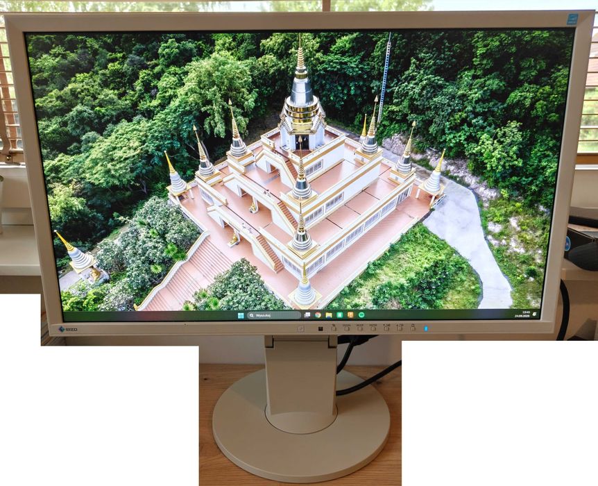Monitor 23 cale EIZO FlexScan EV2316W pivot głośniki