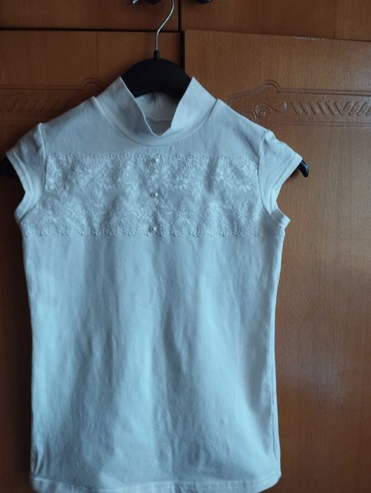 Топ в школу для дівчинки