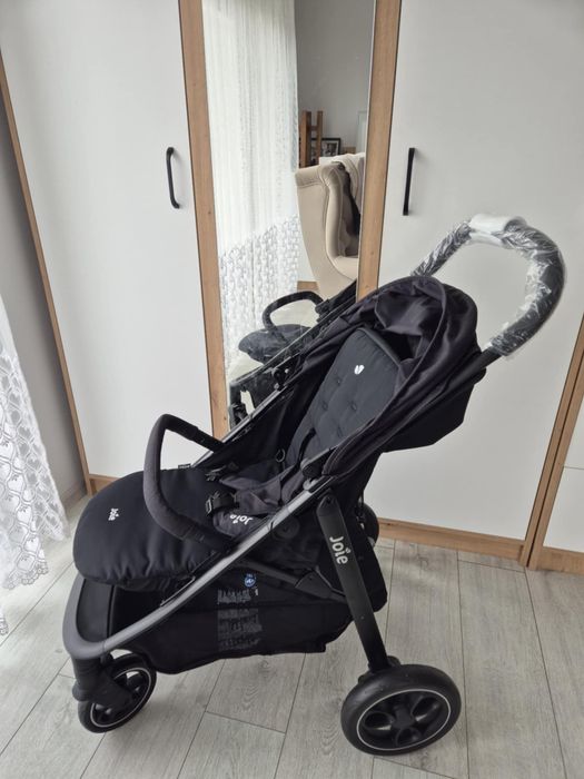 Nowy wózek spacerowy Joie Litetrax S. Spacerówka. Idealny do samolotu